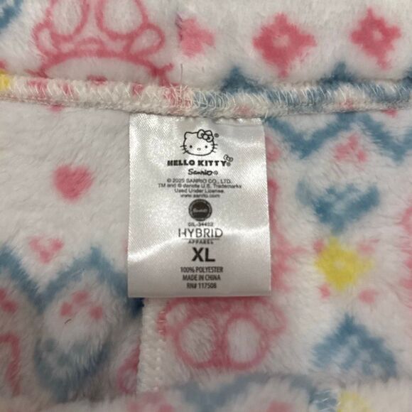 NWOT Sanrio Hello Kitty spring Easter themed fuzzy pajama shorts size XL - Picture 2 of 8